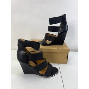 Report Signature Strappy Sandales Size 7.5